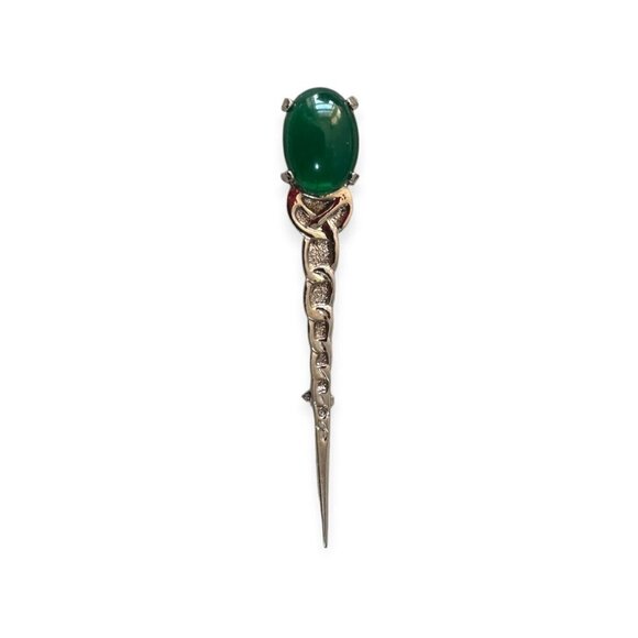 Vintage 80s Scottish Kilt Pin by DB Scotland, Silver tone metal with green stone - Picture 1 of 8